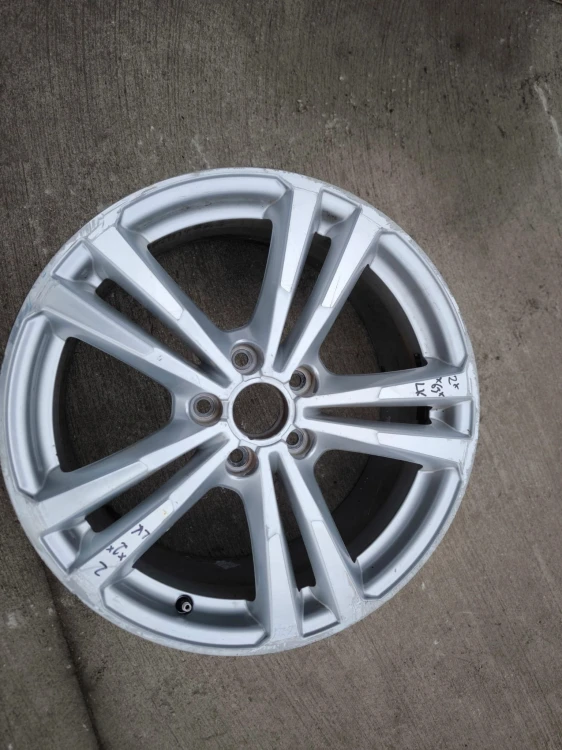 FELGA FELGI VW AUDI A3 A4 A6 ITP 7.5J R18 ET51 8V0601025BL Z*63*