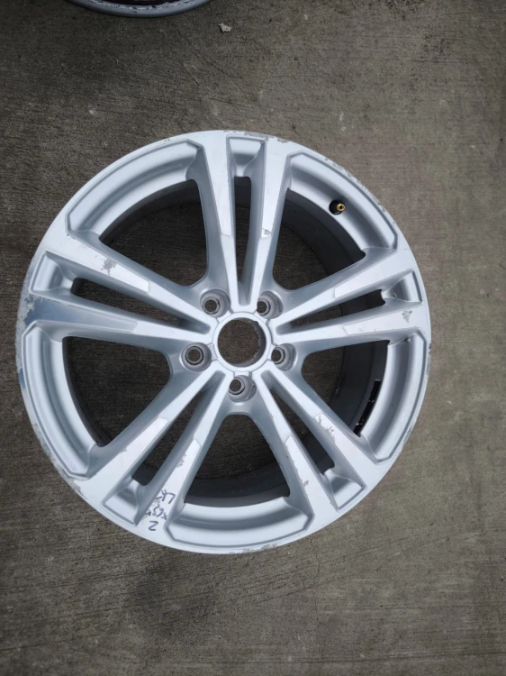 FELGA FELGI VW AUDI A3 A4 A6 ITP 7.5J R18 ET51 8V0601025BL Z*63*