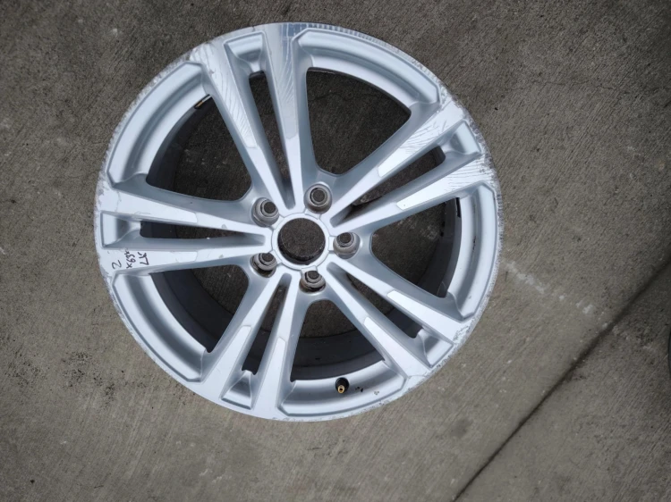 FELGA FELGI VW AUDI A3 A4 A6 ITP 7.5J R18 ET51 8V0601025BL Z*63*