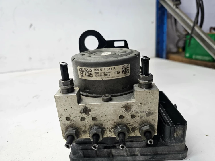 POMPA + STEROWNIK ABS ESP AUDI VW SEAT SKODA 5Q0907379S 5Q0614517R
