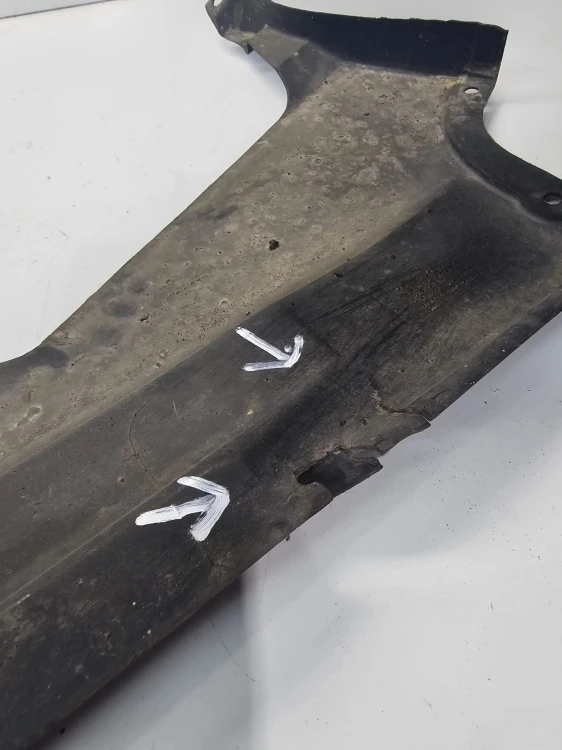 OSŁONA PODWOZIA LEWY TYŁ AUDI A4 B6 B7 8E0825215AN