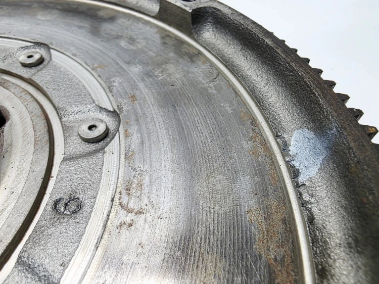 KOŁO DWUMASOWE SPRZĘGŁO AUDI VOLKSWAGEN SEAT SKODA 1.6TDI 03L105266BS 10/26