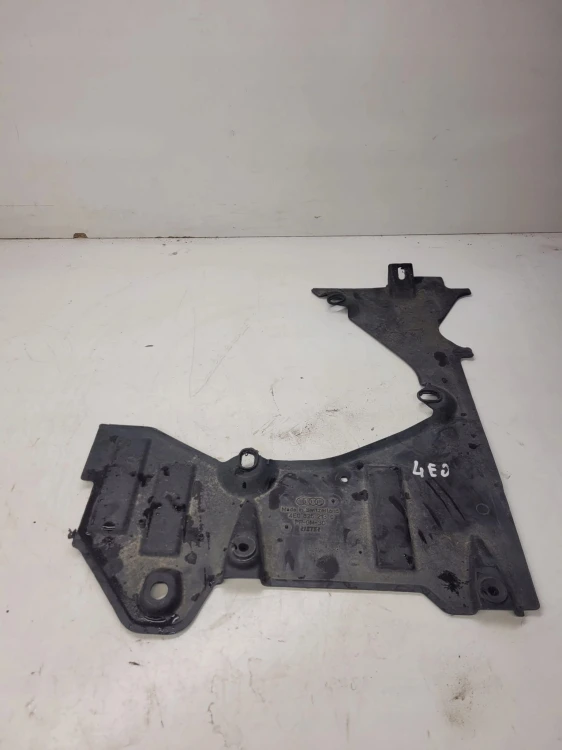 OSŁONA PODWOZIA LEWA AUDI A8 D3 4E0825213C