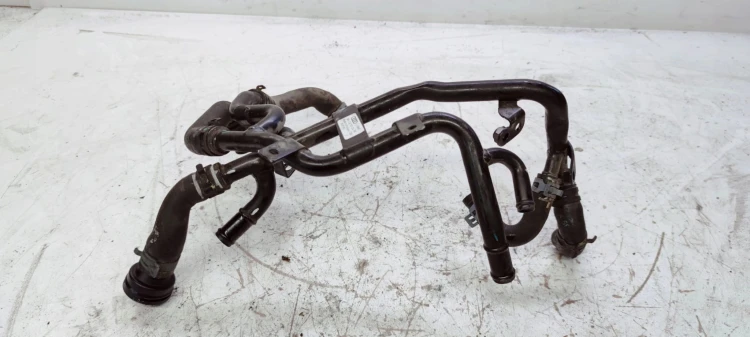 WĄŻ RURA RURKA WODY AUDI A4 A5 2.0 TDI 04L122157CA