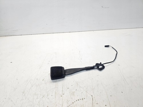 ZAPINKA PASA FOTELA AUDI A4 B9 A5 8W Q7 4M 4M0857755E