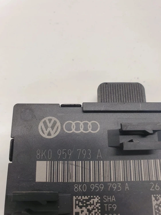 MODUŁ STEROWNIK DRZWI AUDI A4 B8 A5 Q5 8K0959793A