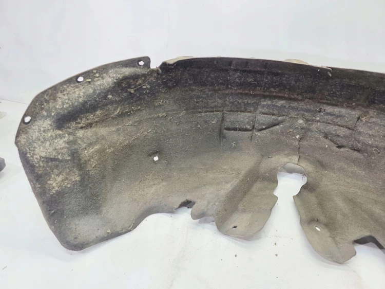 NADKOLE MATERIAŁOWE PRAWY TYŁ AUDI A5 8F CABRIO 8F0810172