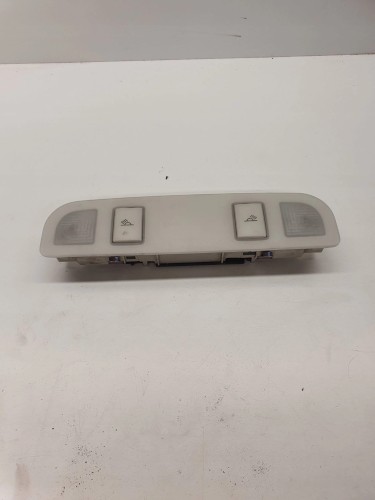 LAMPKA OŚWIETLENIE KABINY AUDI A6 C6 4F0947111