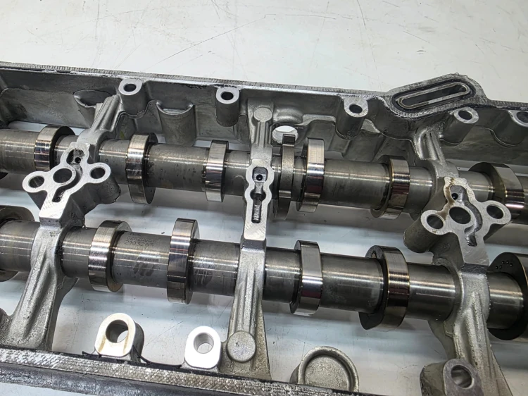 NASADA GŁOWICY + WAŁKI AUDI VOLKSWAGEN SEAT SKODA 2.0 TDI 04L103308C 5 !!!