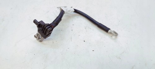 KLEMA MINUSOWA AUDI Q5 8R 8R0915181