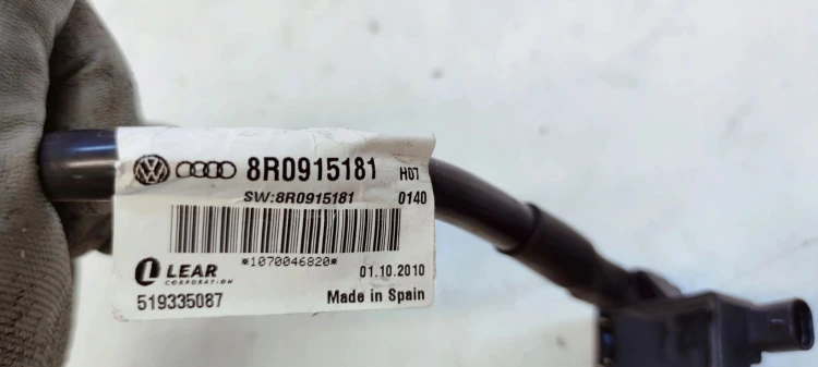 KLEMA MINUSOWA AUDI Q5 8R 8R0915181