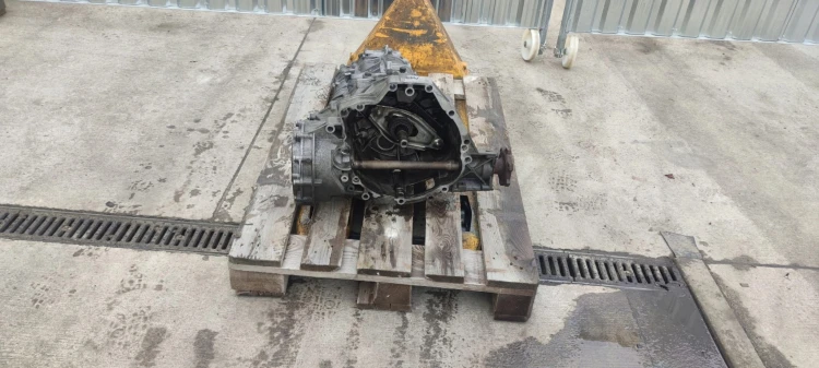 SKRZYNIA BIEGÓW MANUALNA AUDI A4 A5 A6 LLV ORG
