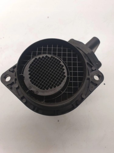 PRZEPŁYWOMIERZ AUDI VOLKSWAGEN SEAT 038906461B