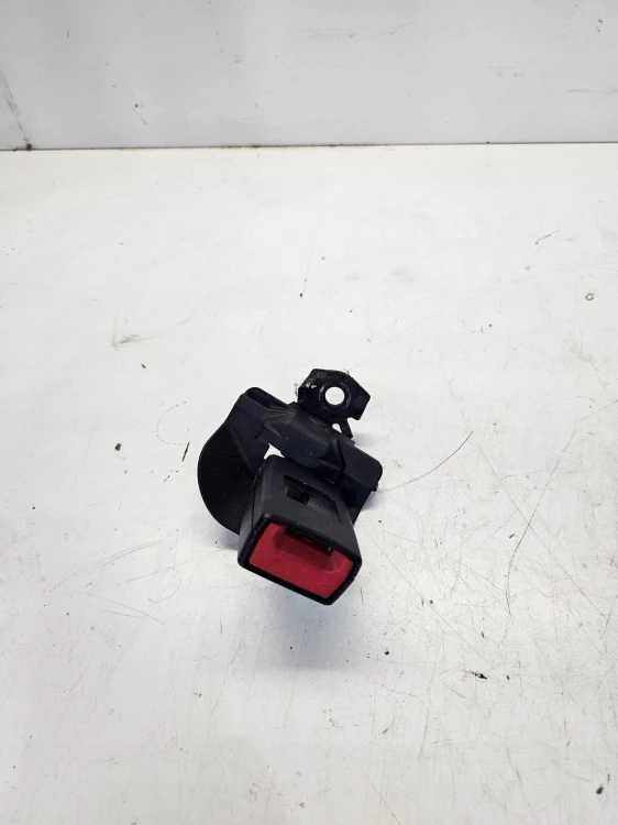 ZAPINKA PASA TYŁ AUDI A5 8T 8T0857739B