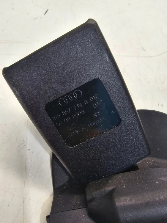 ZAPINKA PASA TYŁ AUDI A5 8T 8T0857739B