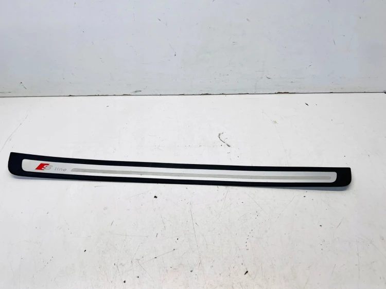 LISTWA PROGOWA PRAWA AUDI A5 SLINE 8T0853374