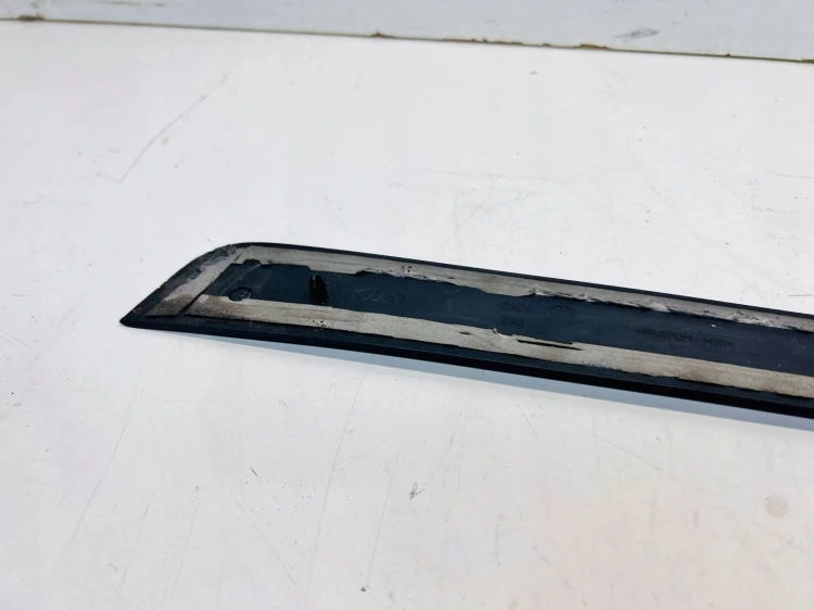 LISTWA PROGOWA PRAWA AUDI A5 SLINE 8T0853374