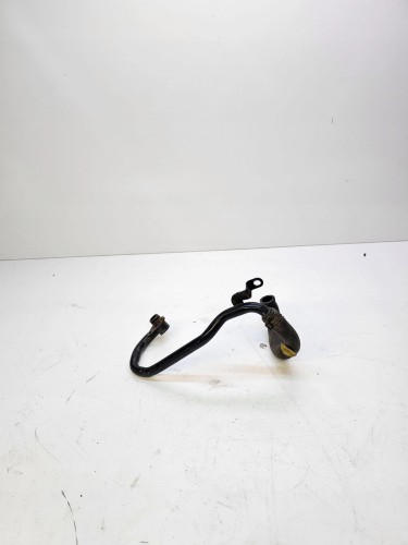 RURA PRZEWÓD WODY AUDI A4 B9 2.0 TDI 04L121085AK