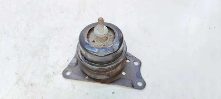 ŁAPA PODUSZKA SILNIKA PRAWA AUDI A1 8X 6R0199262A