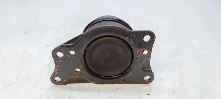 ŁAPA PODUSZKA SILNIKA PRAWA AUDI A1 8X 6R0199262A