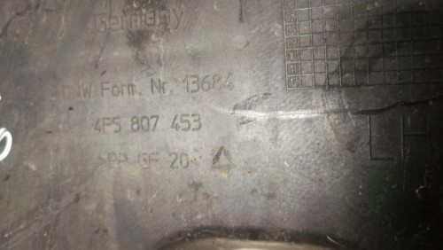 ŚLIZG ZDERZAKA LEWY TYŁ SEDAN AUDI A6 C6 4F5807453