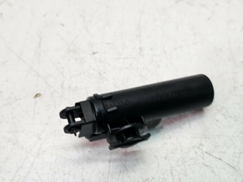 SIŁOWNIK SCHOWKA AUDI A4 B7 B8 A5 Q5 A3 8P 8K1880324 ORYGINAŁ