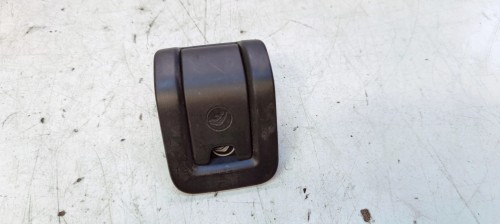 ZAŚLEPKA MOCOWANIA ISOFIX TYŁ AUDI A3 8V 8V0887233A 8V0887187