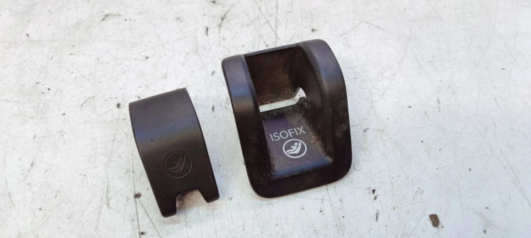 ZAŚLEPKA MOCOWANIA ISOFIX TYŁ AUDI A3 8V 8V0887233A 8V0887187