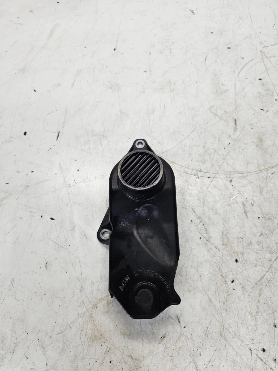 OSŁONA POMPY WODY AUDI A3 A4 A5 Q5 VW 1.8 TFSI 06K109121B