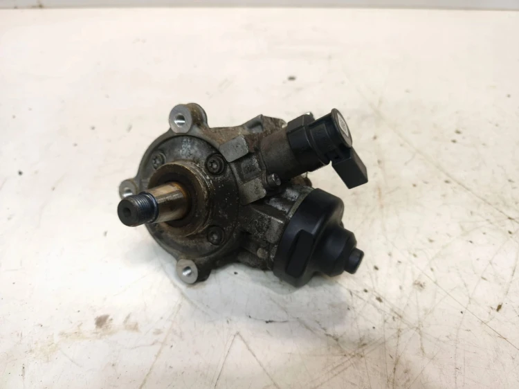 POMPA WTRYSKOWA CR AUDI VOLKSWAGEN SEAT SKODA 2.0 TDI 04L130755D