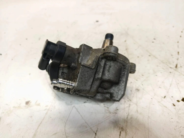 POMPA WTRYSKOWA CR AUDI VOLKSWAGEN SEAT SKODA 2.0 TDI 04L130755D