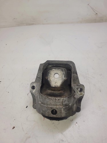 ŁAPA PODUSZKA SILNIKA AUDI A4 A5 Q5 8R0199381AL