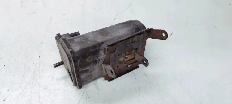FILTR WĘGLOWY AUDI A3 8P VOLKSWAGEN SEAT SKODA 1K0201801G