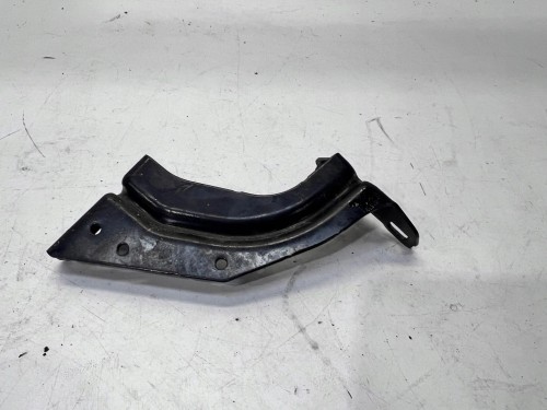 WSPORNIK MOCOAWNIE ZBIORNIKA WYRÓWNAWCZEGO AUDI Q5 FY 80A121232AR
