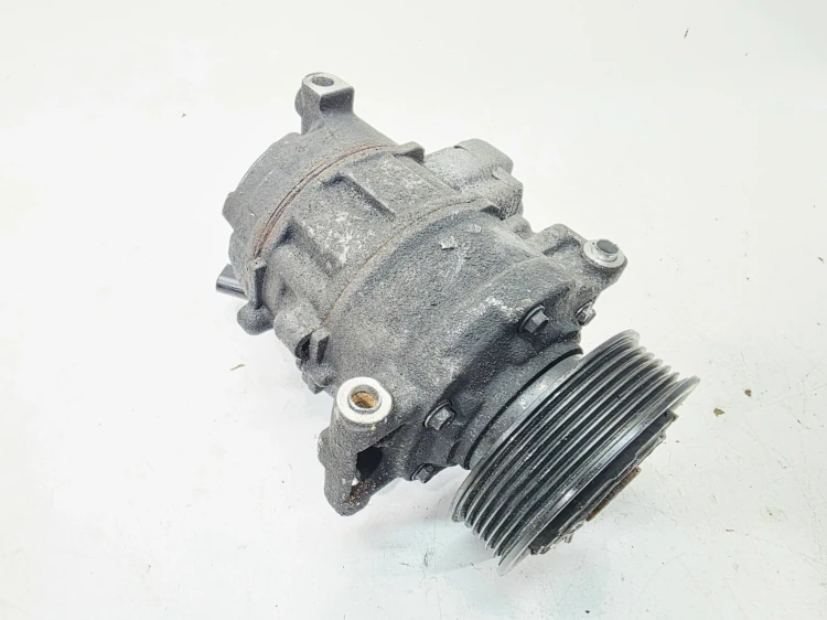 SPRĘŻARKA KOMPRESOR KLIMATYZACJI AUDI A4 B8 A5 8T Q5 8K0260805E