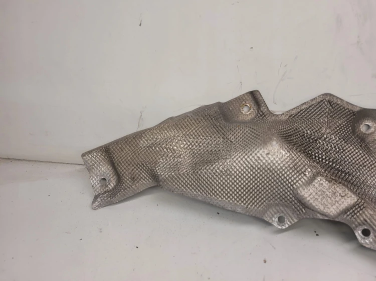 OSŁONA TERMICZNA PODŁOGI AUDI A8 D3 4E0825644A