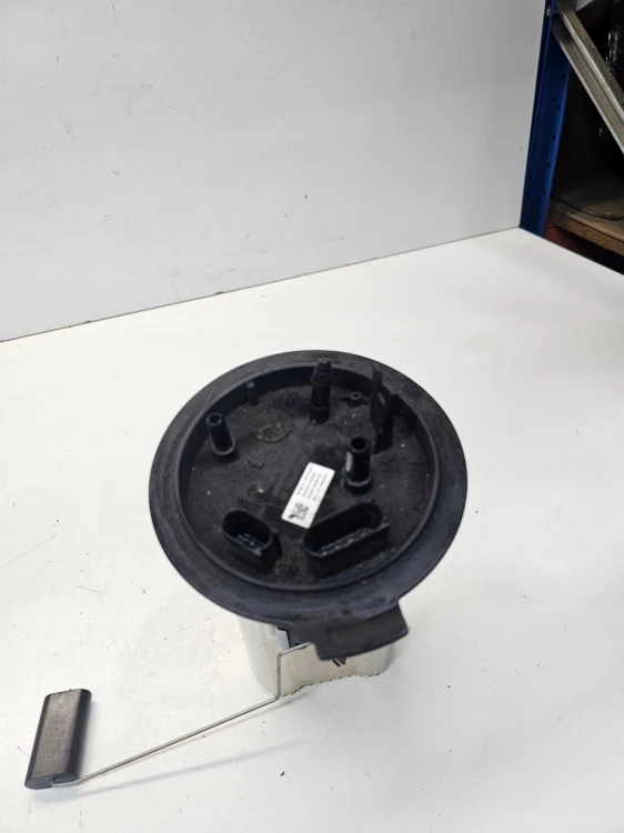 POMPA PALIWA AUDI A3 8V VW SEAT SKODA 1.6 TDI 5Q0919050AD