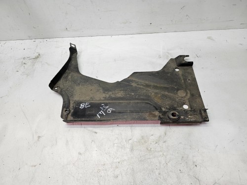 OSŁONA PODWOZIA AUDI A4 B6 B7 PRAWY TYŁ 8E0825216T