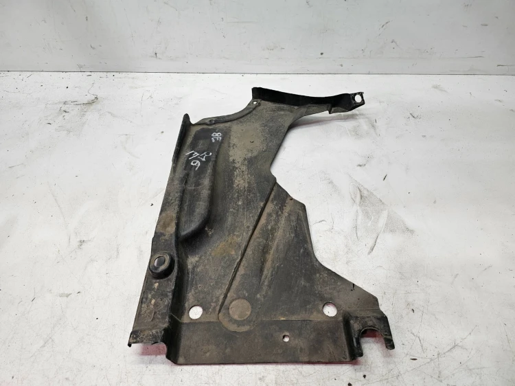 OSŁONA PODWOZIA AUDI A4 B6 B7 PRAWY TYŁ 8E0825216T