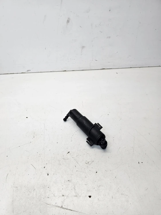 SPRYSKIWACZ REFLEKTORA LEWY AUDI A5 8T 8T0955101A