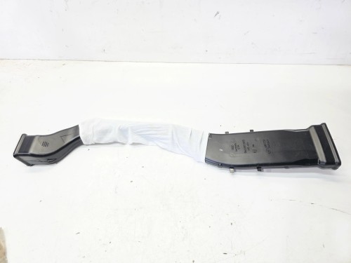KIEROWNICA POWIETRZA KANAŁ TUNEL AUDI A4 B9 A5 8W0857039B