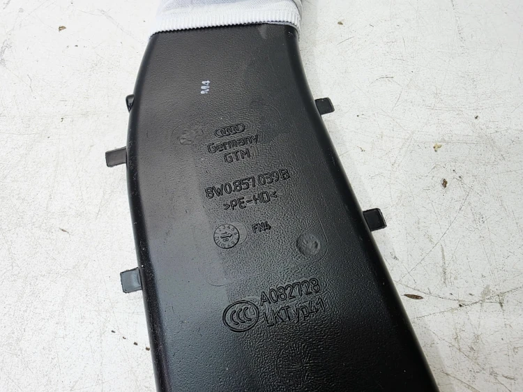 KIEROWNICA POWIETRZA KANAŁ TUNEL AUDI A4 B9 A5 8W0857039B