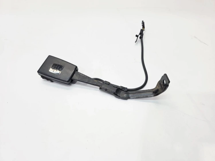 ZAPINKA PASA PRAWA Z CZUJNIKIEM AUDI A3 8P 8P0857756G