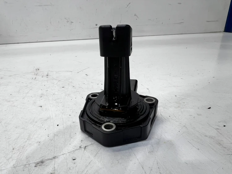 CZUJNIK POZIOMU OLEJU AUDI VOLKSWAGEN SEAT SKODA 03C907660G