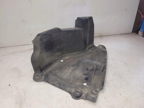OSŁONA PŁYTA PODWOZIA LEWY TYŁ AUDI Q5 8R0825219B