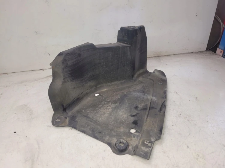 OSŁONA PŁYTA PODWOZIA LEWY TYŁ AUDI Q5 8R0825219B