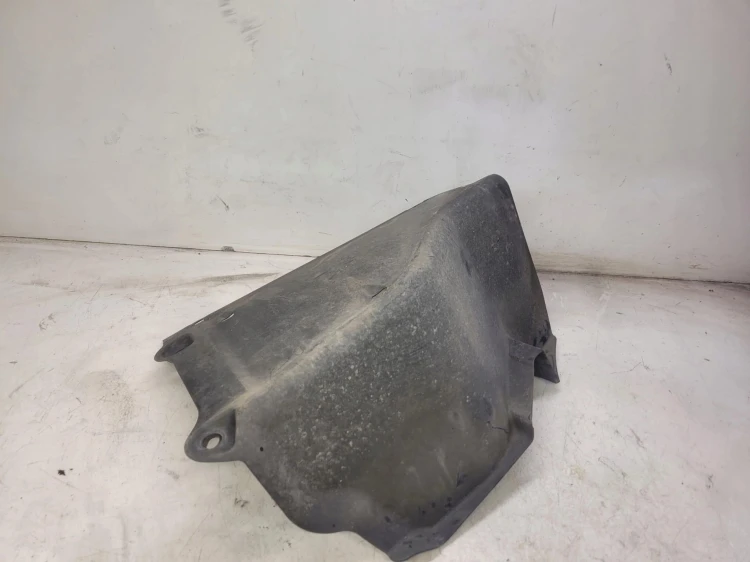 OSŁONA PŁYTA PODWOZIA LEWY TYŁ AUDI Q5 8R0825219B