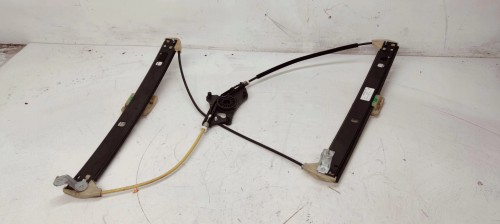 MECHANIZM SZYBY PRAWY PRZÓD AUDI A4 B9 8W0837462