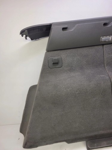BOCZEK BAGAŻNIKA PRAWY AUDI Q5 8R 8R0863880D SZARA