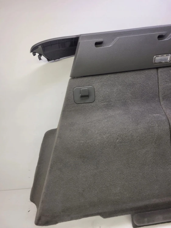 BOCZEK BAGAŻNIKA PRAWY AUDI Q5 8R 8R0863880D SZARA